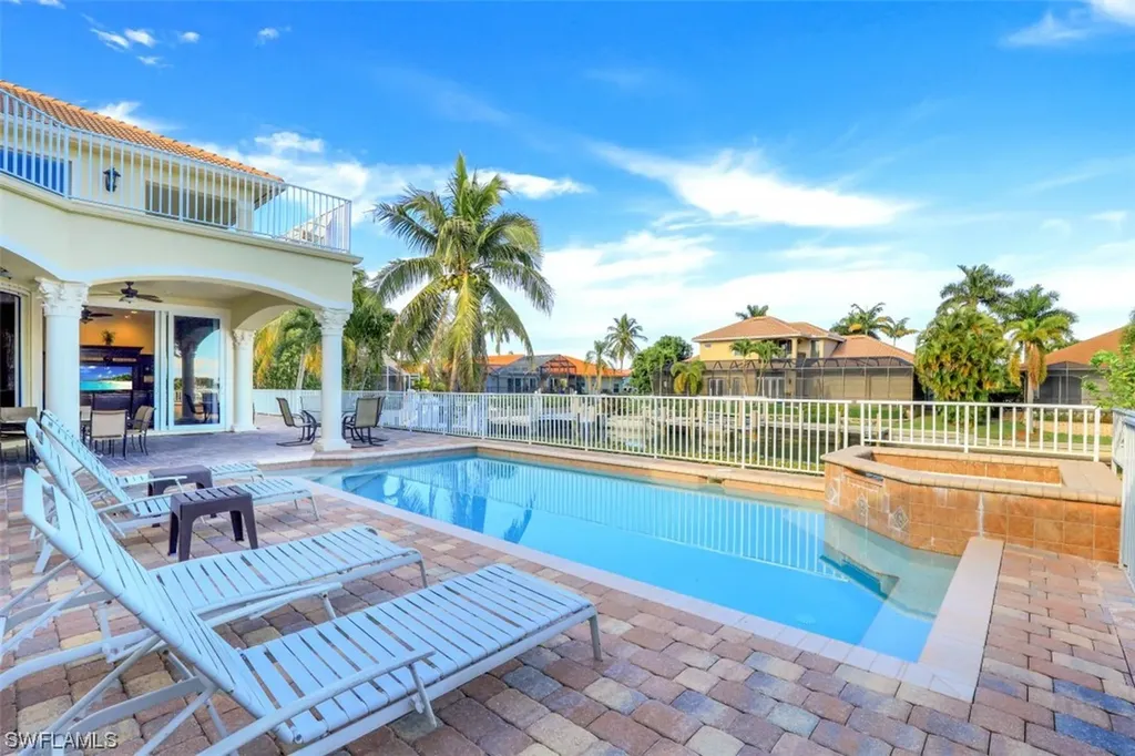 541 Taylor Court Marco Island FL 34145