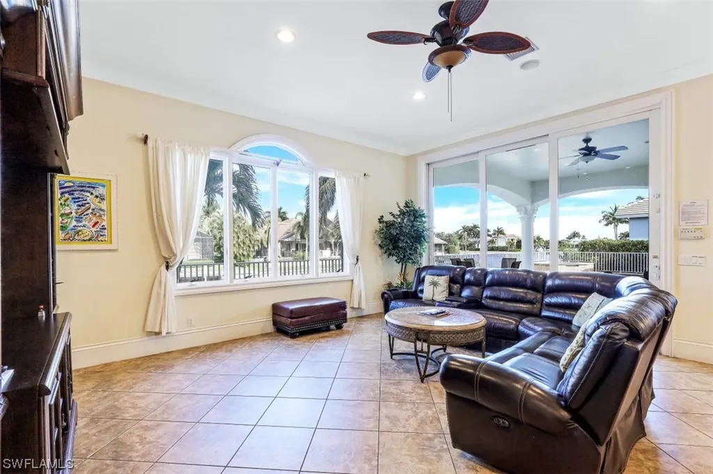 541 Taylor Court Marco Island FL 34145