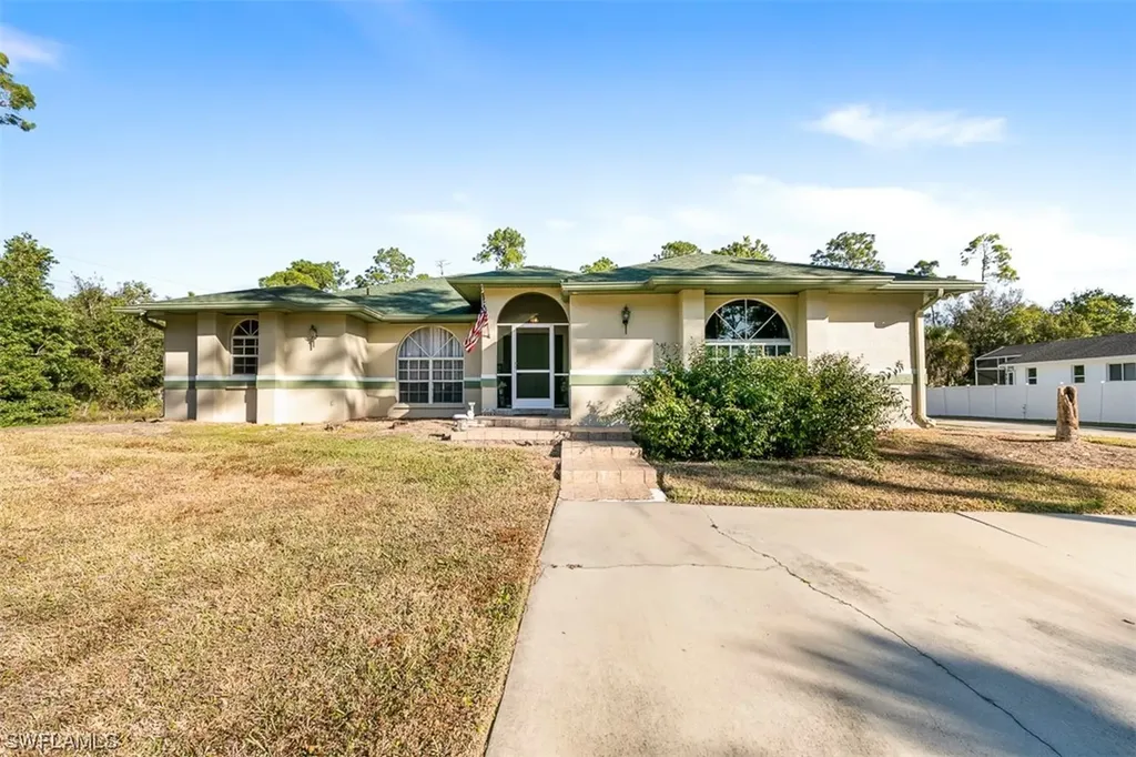 3881 15th Avenue SW Naples FL 34117