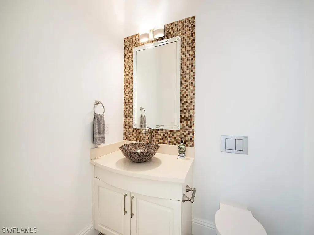 698 Gordonia Road Naples FL 34108