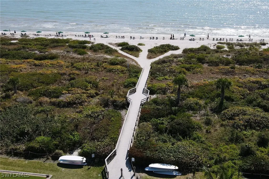 937 E Gulf Drive Sanibel FL 33957