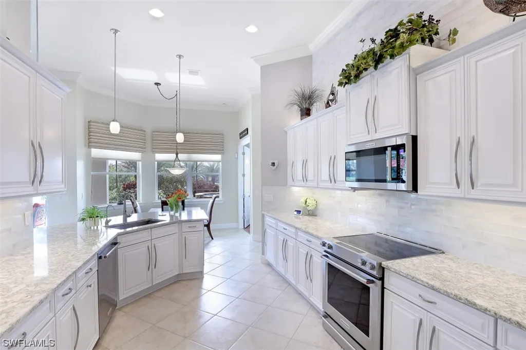 9416 Copper Rock Court Naples FL 34120