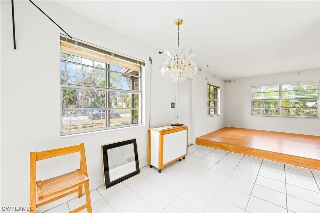 5462 Carlton Street Naples FL 34113
