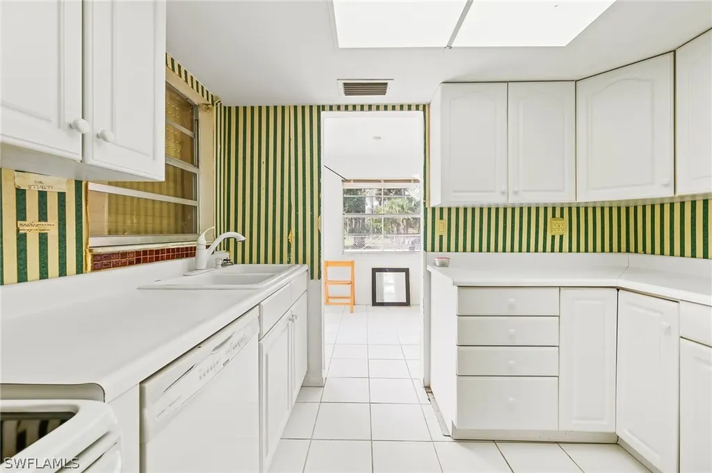 5462 Carlton Street Naples FL 34113