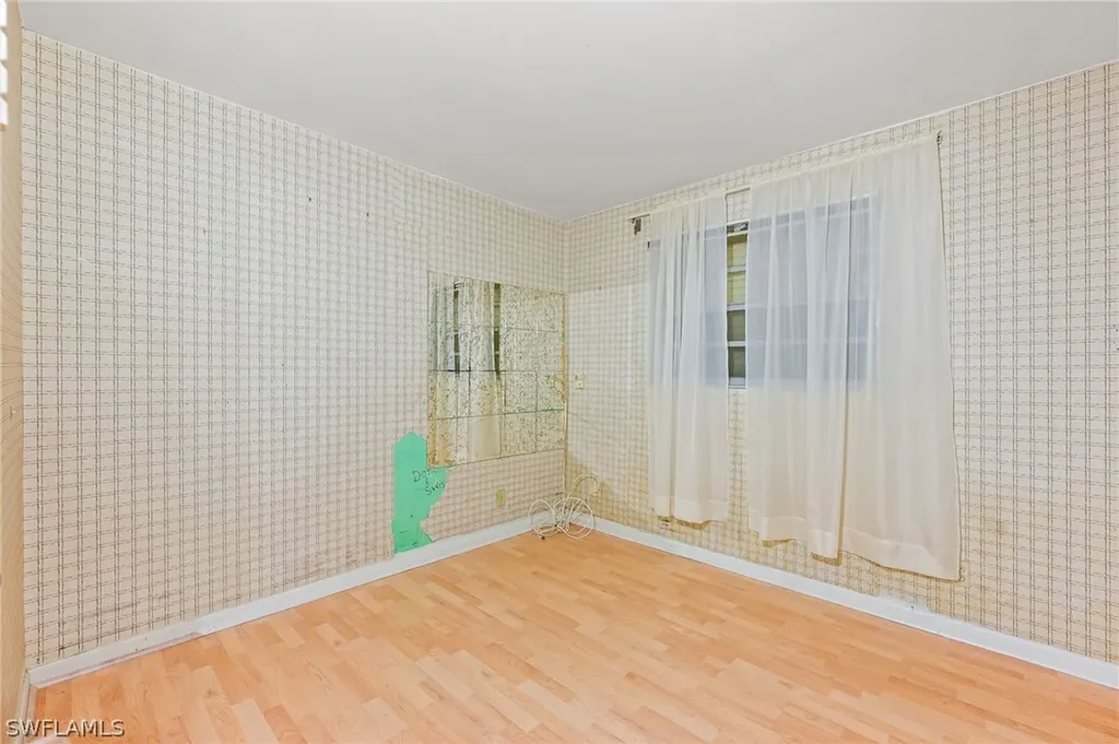 5462 Carlton Street Naples FL 34113