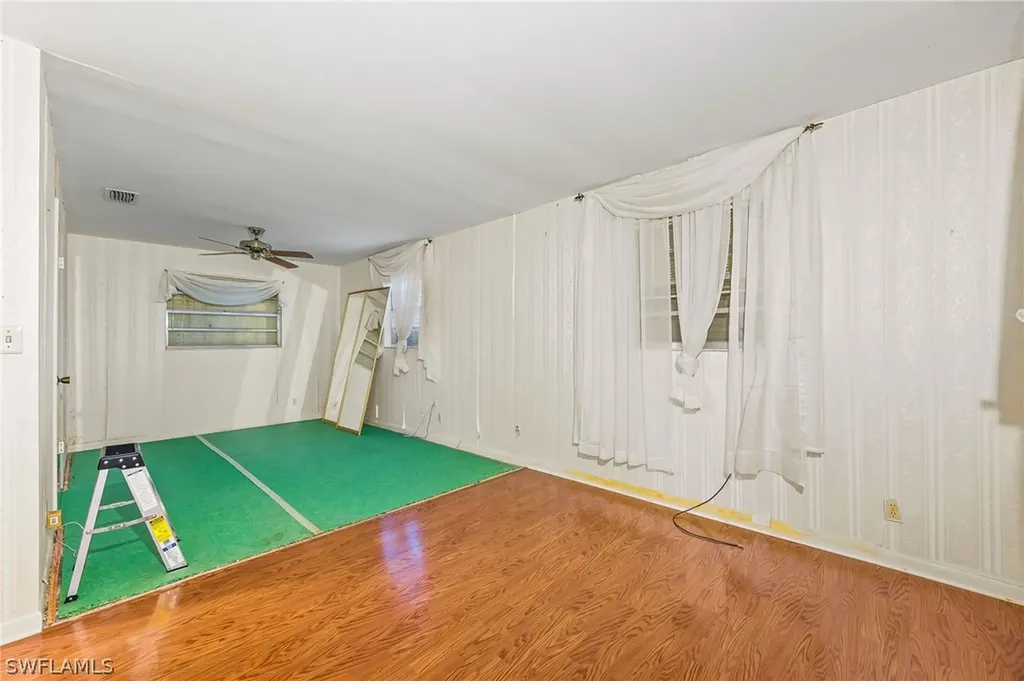 5462 Carlton Street Naples FL 34113