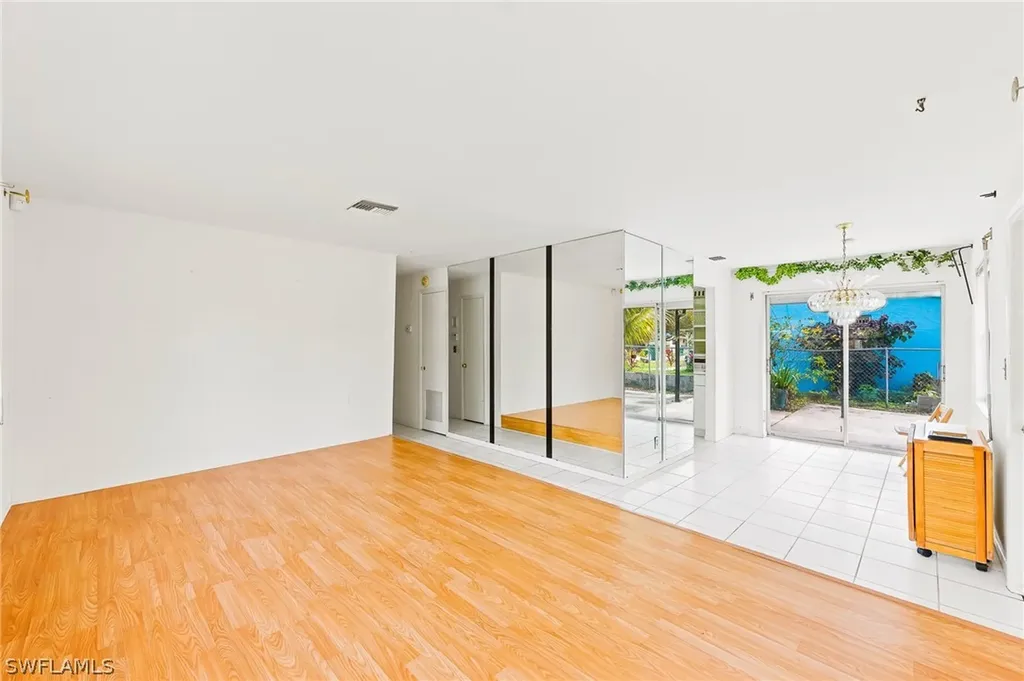 5462 Carlton Street Naples FL 34113