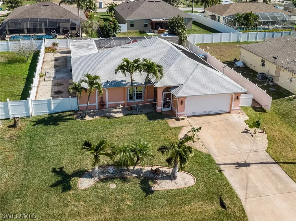 3021 SW 11th Court Cape Coral FL 33914