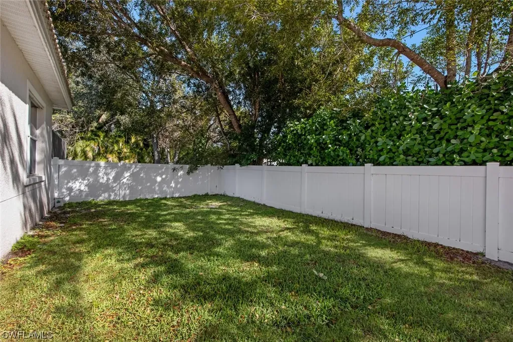 8312 Laurel Lakes Boulevard Naples FL 34119