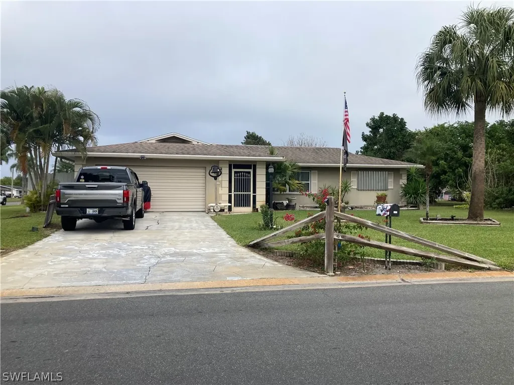 1407 Alwynne Drive Lehigh Acres FL 33936