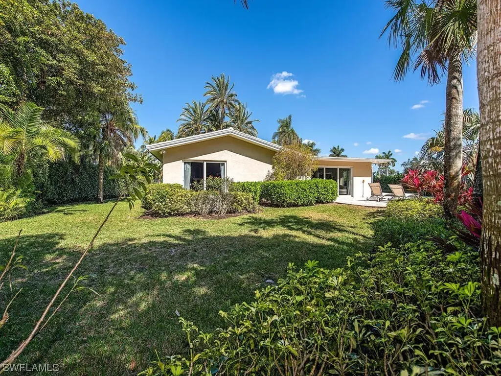 540 Rudder Road Naples FL 34102
