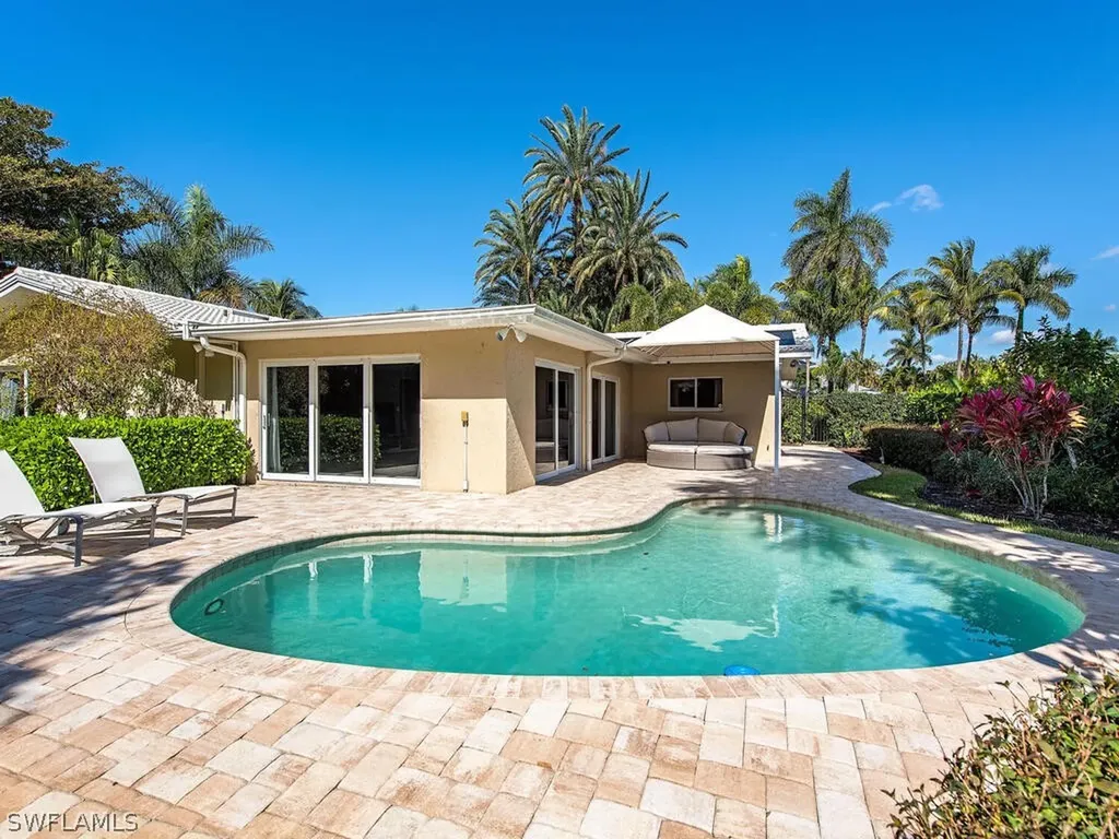 540 Rudder Road Naples FL 34102