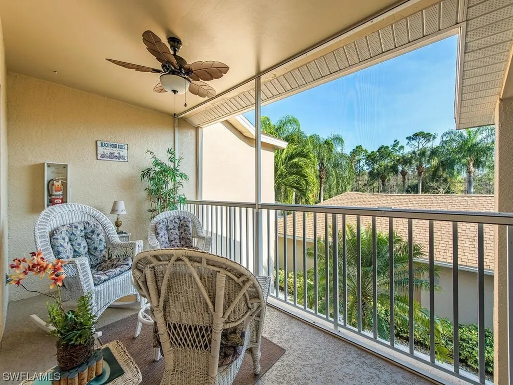 8675 Naples Heritage Drive Naples FL 34112