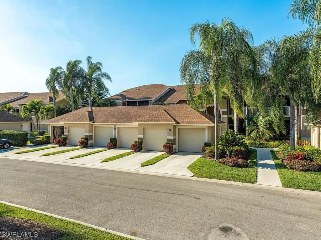8675 Naples Heritage Drive Naples FL 34112