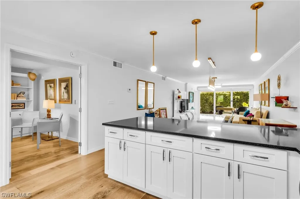 532 2nd Street S Naples FL 34102