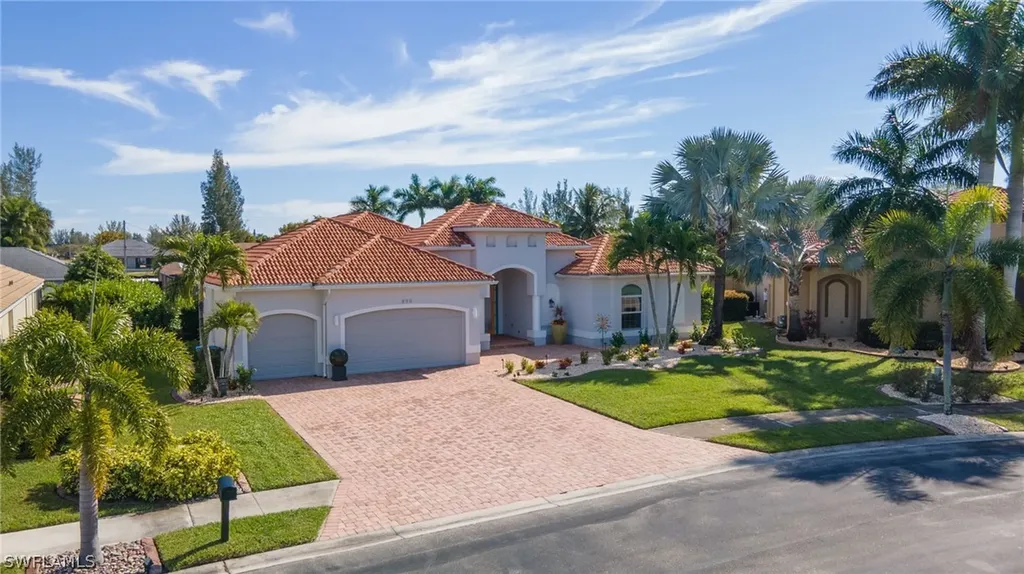 890 Palmetto Pointe Circle Cape Coral FL 33991