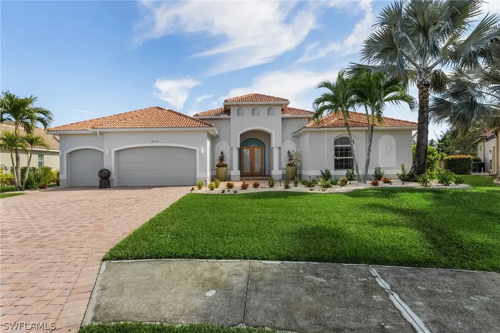 890 Palmetto Pointe Circle Cape Coral FL 33991