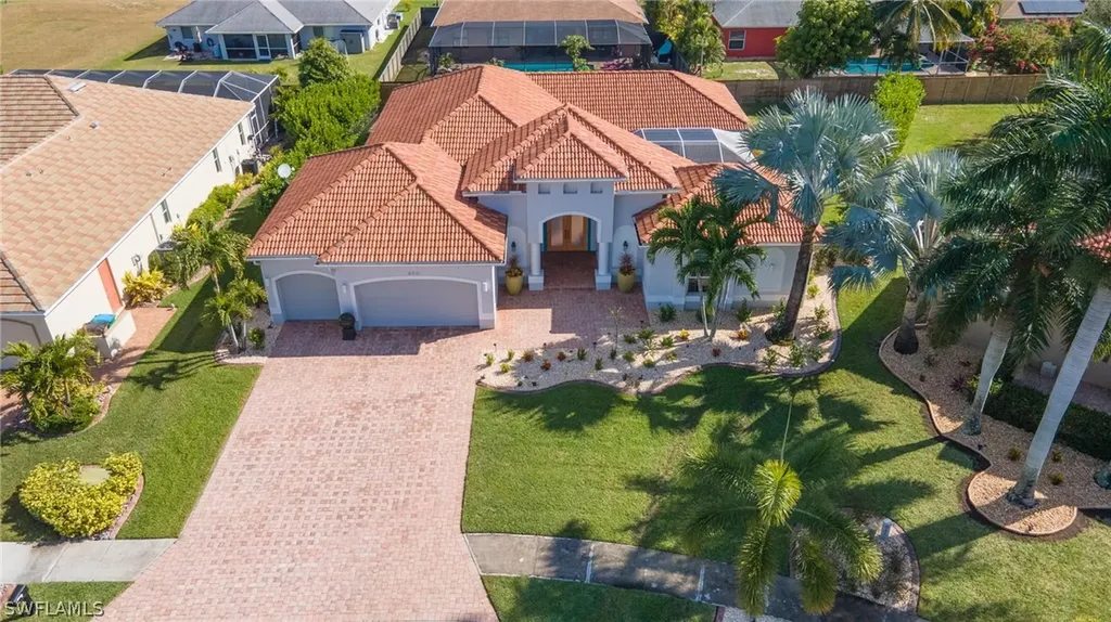 890 Palmetto Pointe Circle Cape Coral FL 33991