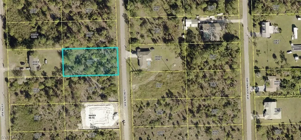 913 Lincoln Avenue Lehigh Acres FL 33972