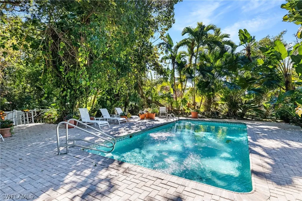 Captiva FL 33924