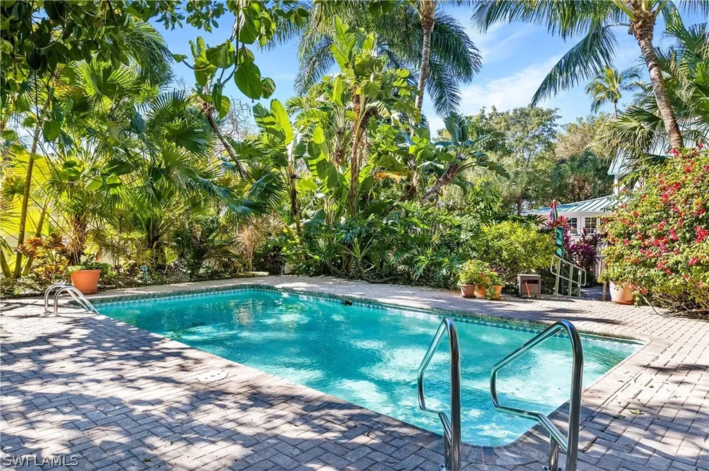 Captiva FL 33924