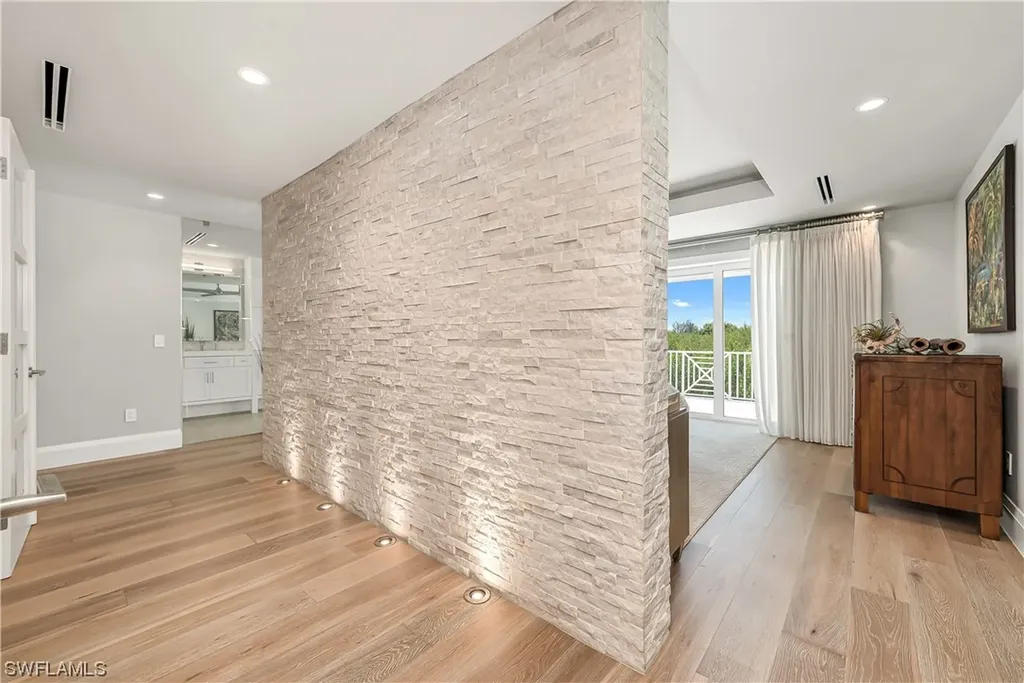 1118 Sand Castle Road Sanibel FL 33957