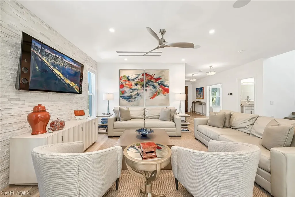 1118 Sand Castle Road Sanibel FL 33957