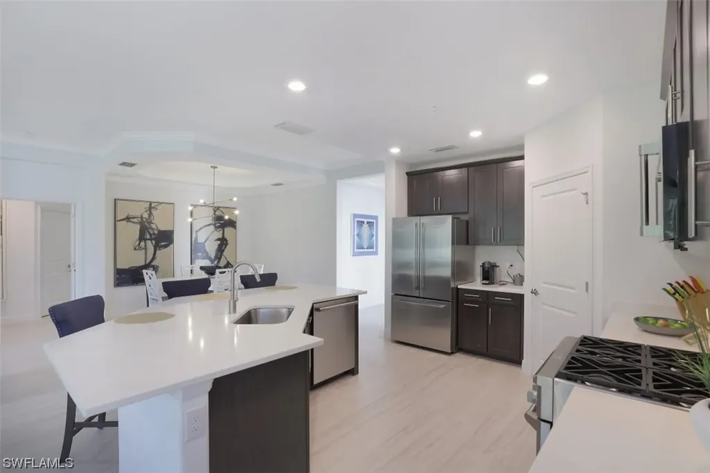 16356 Viansa Way Naples FL 34110