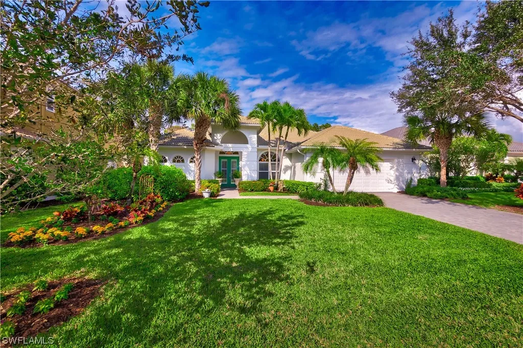 471 Saddlebrook Lane Naples FL 34110