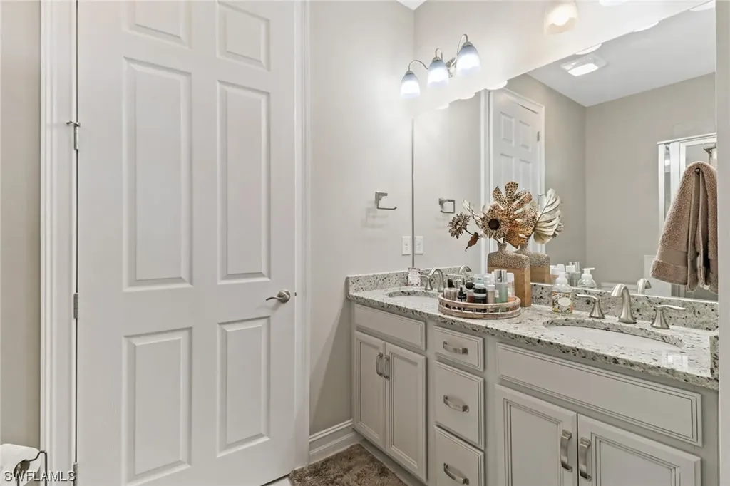 28272 Seasons Tide Avenue Bonita Springs FL 34135