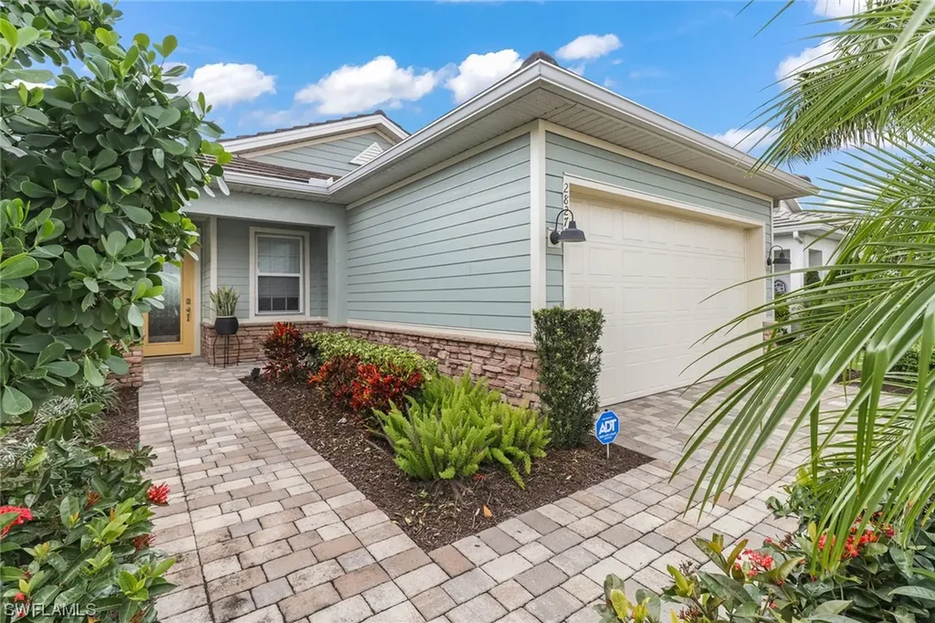 28272 Seasons Tide Avenue Bonita Springs FL 34135