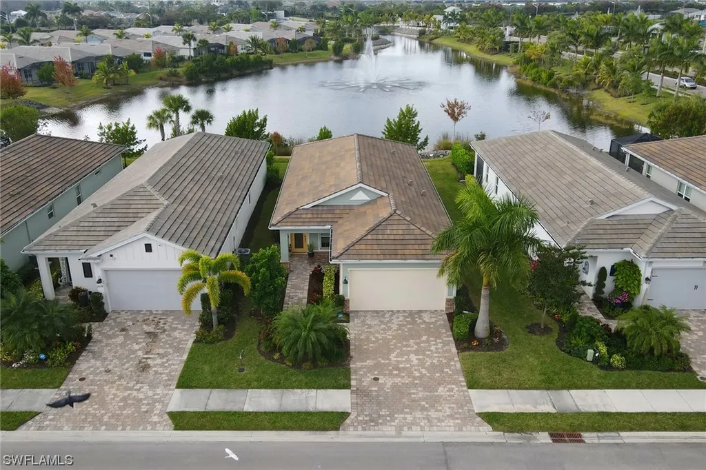 28272 Seasons Tide Avenue Bonita Springs FL 34135