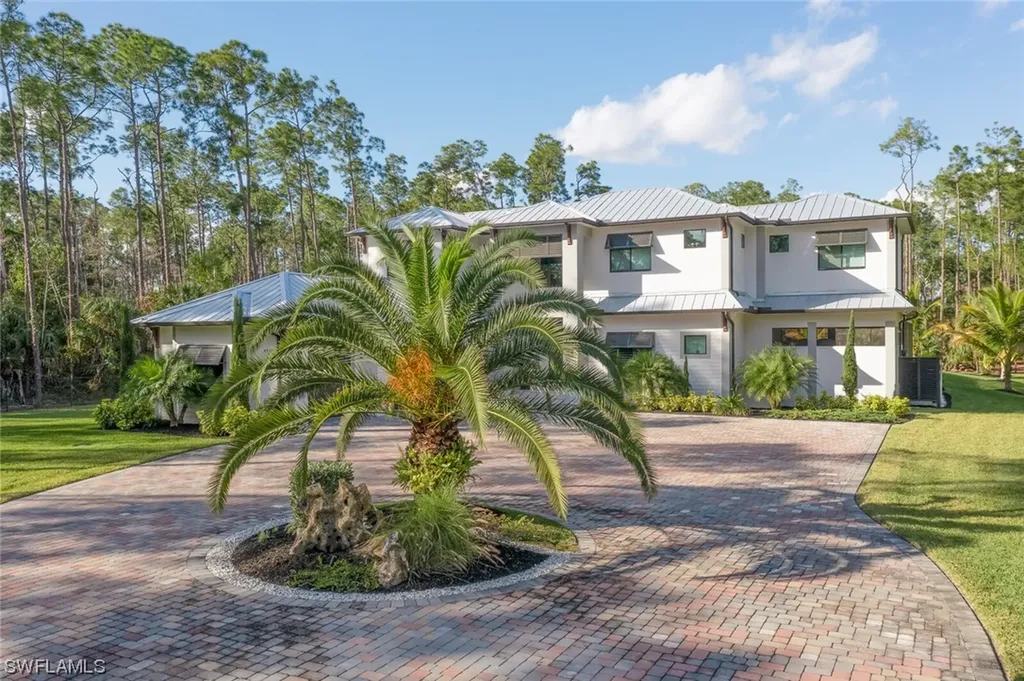 4837 Coral Wood Drive Naples FL 34119
