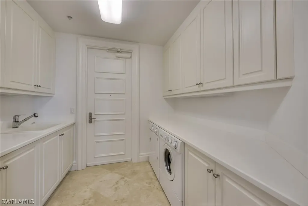 4501 Gulf Shore Boulevard N Naples FL 34103