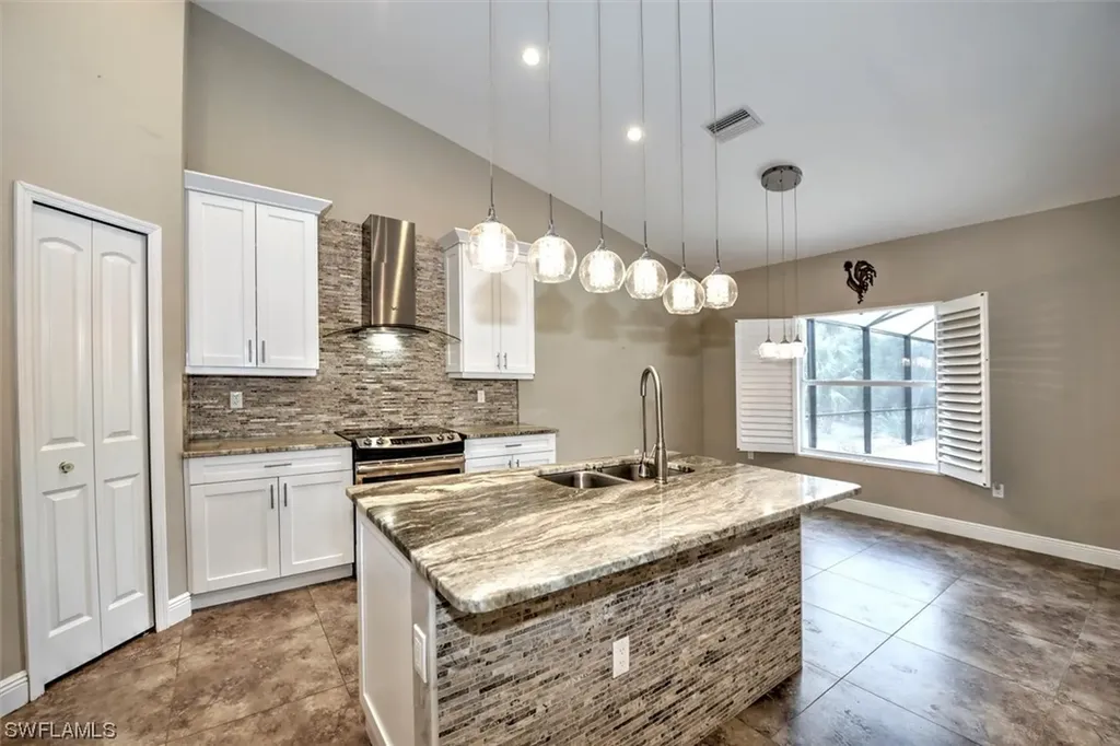 511 5th Street SW Naples FL 34117