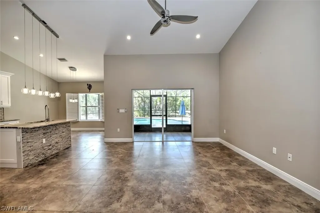 511 5th Street SW Naples FL 34117