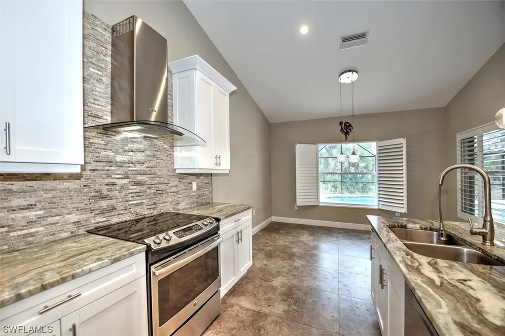 511 5th Street SW Naples FL 34117