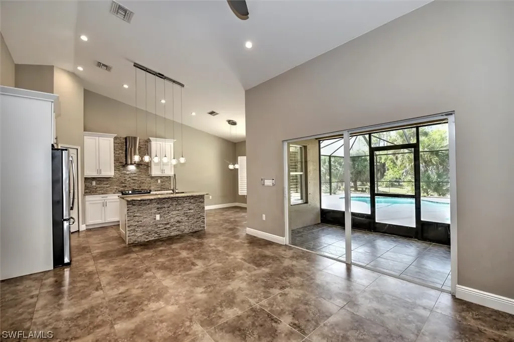 511 5th Street SW Naples FL 34117