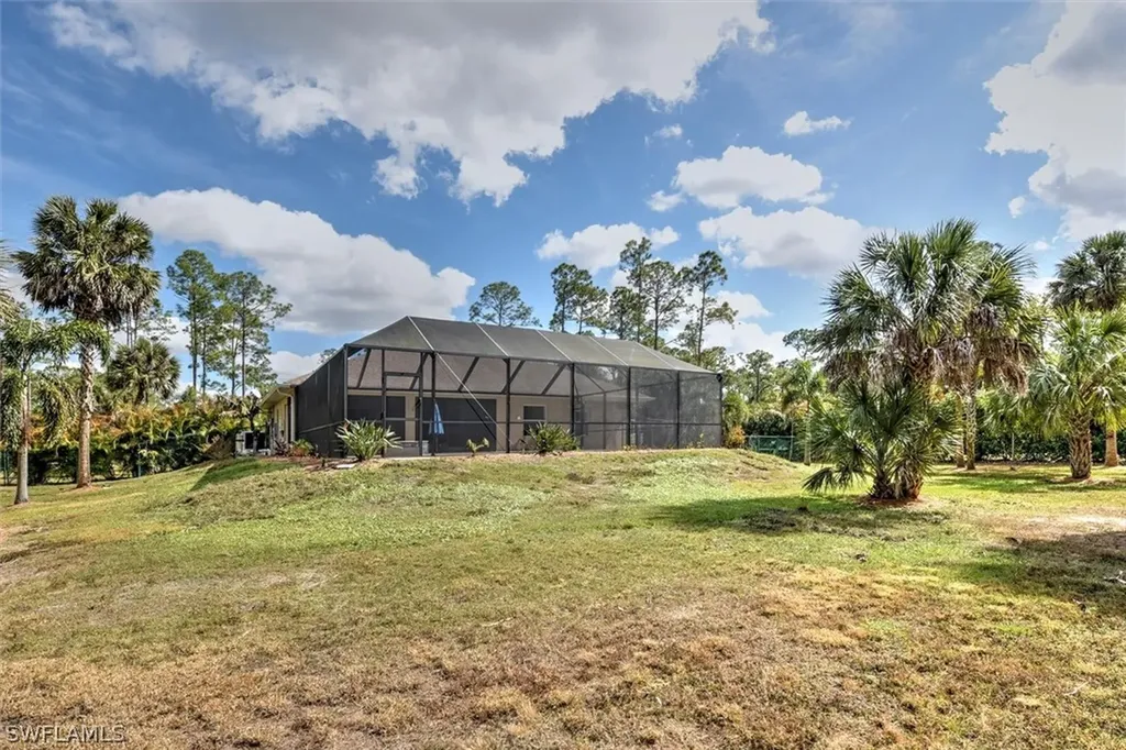 511 5th Street SW Naples FL 34117