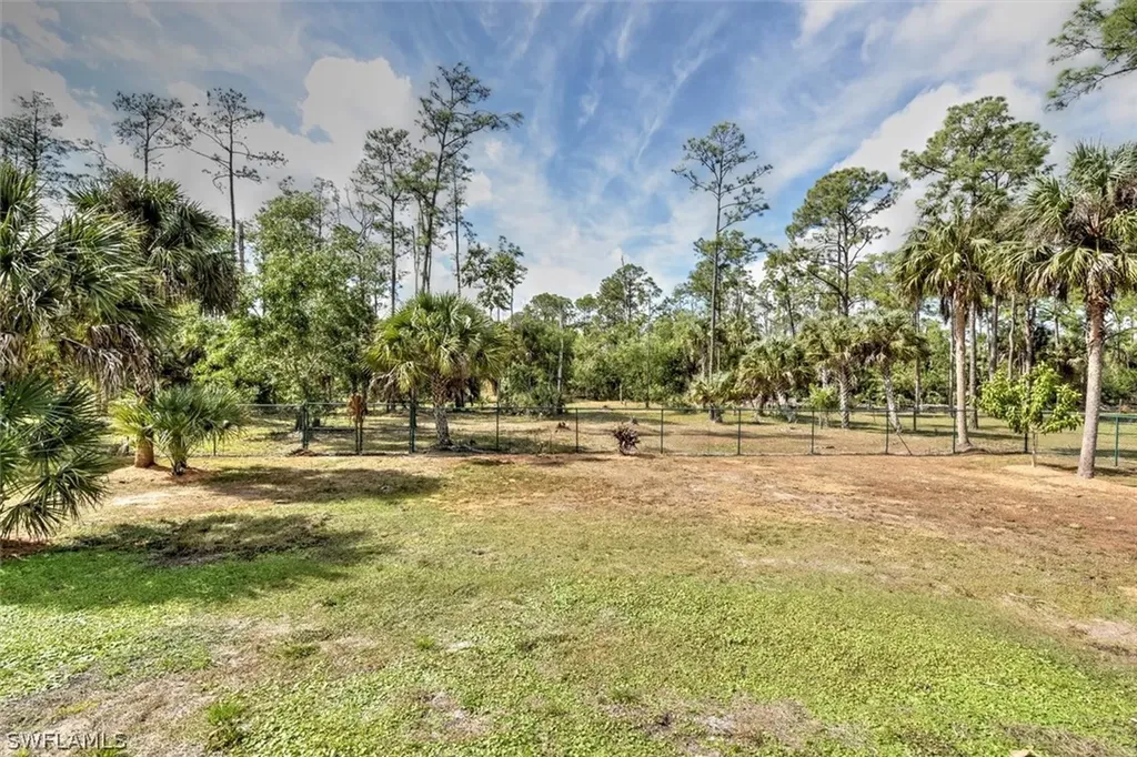 511 5th Street SW Naples FL 34117