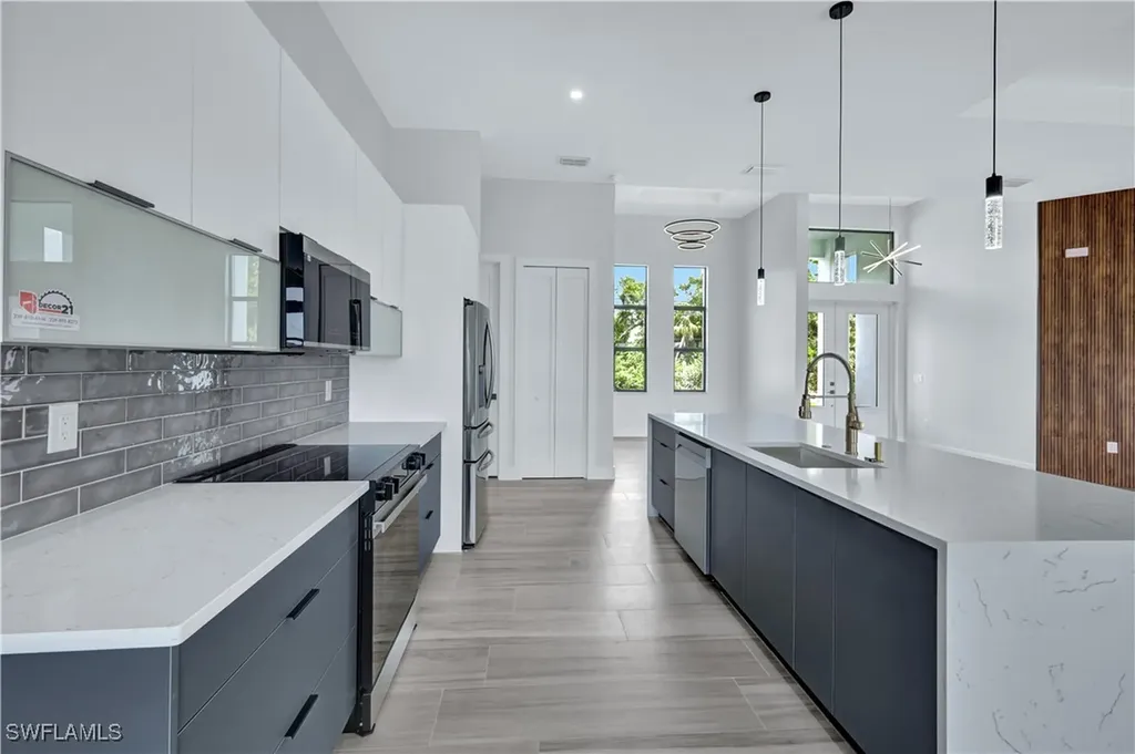 3304 Kismet Parkway W Cape Coral FL 33993
