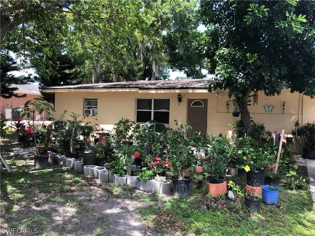 31 Alabama Road N Lehigh Acres FL 33936