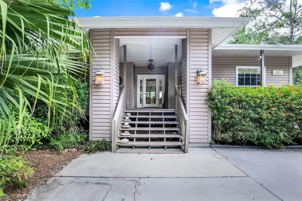 6180 Parkers Hammock Road Naples FL 34112