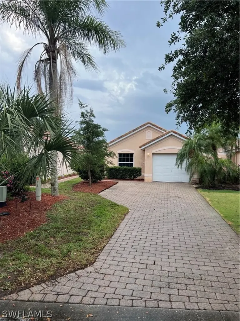 2244 Carnaby Court Lehigh Acres FL 33973