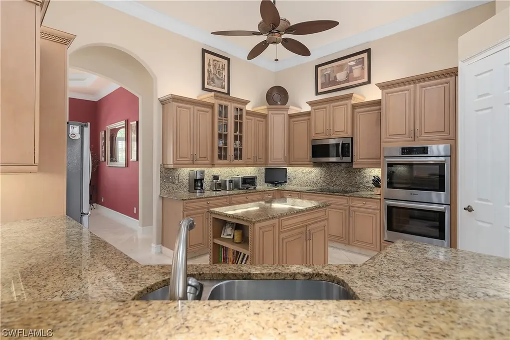 7430 Acorn Way Naples FL 34119