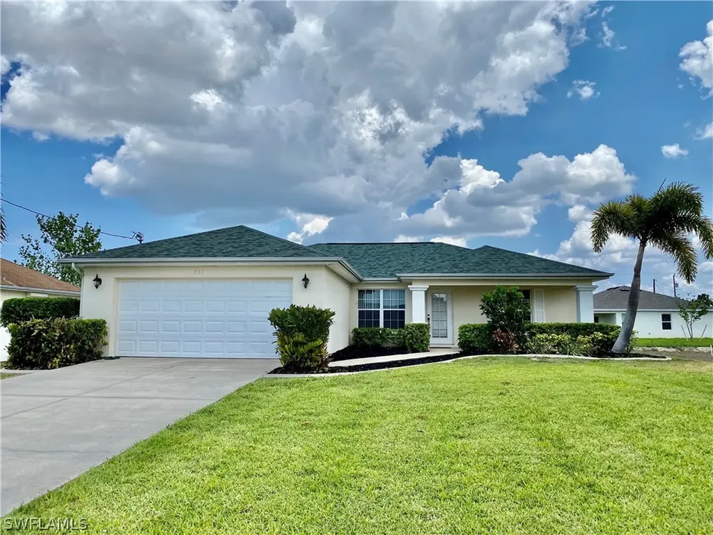 911 NE 11th Street Cape Coral FL 33909
