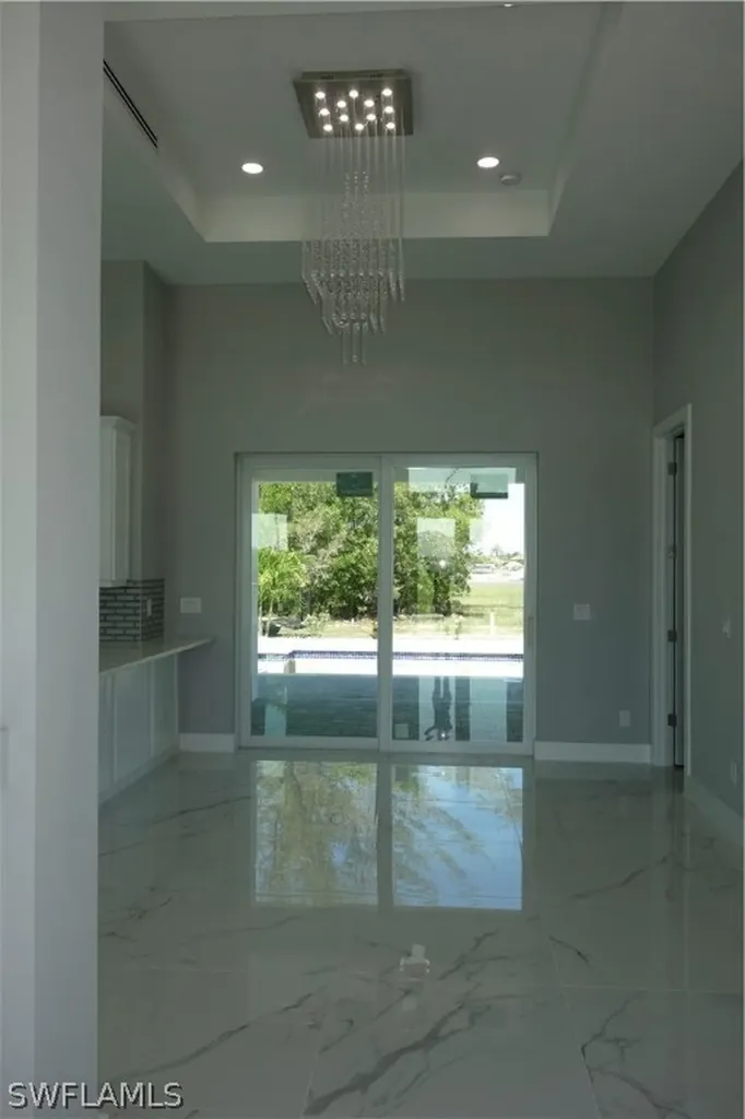 502 SW 31st Place Cape Coral FL 33991