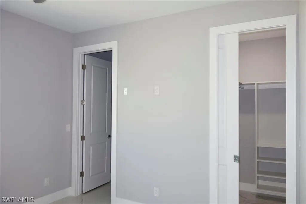 502 SW 31st Place Cape Coral FL 33991