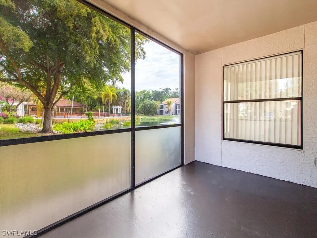 2118 Arbour Walk Circle Naples FL 34109