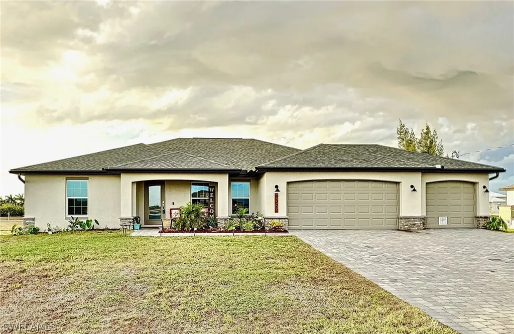 4327 NW 32nd Lane Cape Coral FL 33993